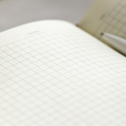 *Rūtiņu piezīmju klade Deli N116G A5, 96 lapas, cietos vākos, zila
